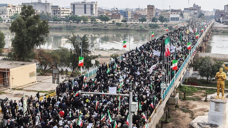Hiljade ljudi učestvuju u maršu povodom Međunarodnog dana Kudsa u Ahvazu, provincija Huzestan, 13. marta 2026.
