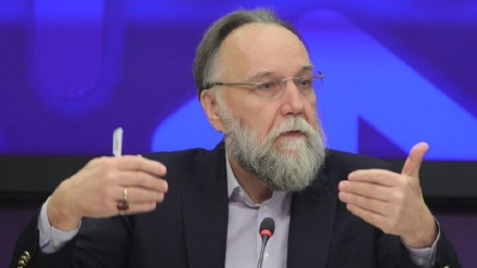 Elêksandir Dogîn: Ayetullah Xamineyî bi şehîdbûna xwe zêdetir ji serdema jiyana xwe bibandor bû
