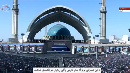 بەجێهێنرانی نوێژ لەسەر تەرمی پاکی ڕابەری موجاهیدی شەهید
