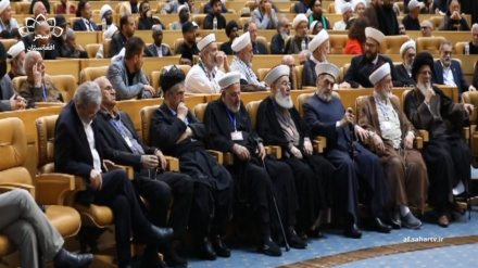 همایش تجلیل از شخصیت ممتاز ایت الله سید علی خامنه ی