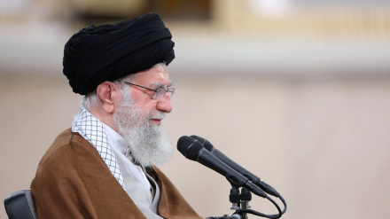 کابل کې د انقلاب د شهید رهبر مقام ته درناوی