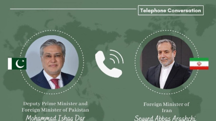 ایران اور پاکستان کے وزرائے خارجہ کے درمیان ٹیلی فون پر بات چیت؛خطے میں کشیدگی کم کرنے پر تاکید