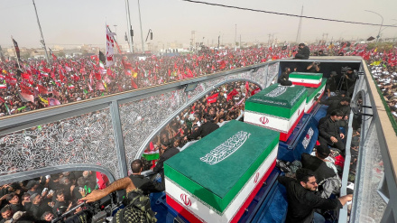 بێ ئومێدی دوژمنان بە هۆی ئامادەبوون لە ڕێوڕەسمی پرسەی ڕێبەری شەهیدی شۆڕش