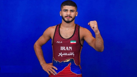 ایران کے مازندرانی پہلوان نے نوجوان پہلوانوں کے عالمی گریکو رومن کشتی مقابلوں میں سونے کا تمغہ حاصل کیا ہے۔