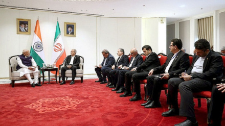 ایران اور ہندوستان پابندیوں کو غیر مؤثر بنا کر اقتصادی تعاون کی سطح بڑھا سکتے ہیں: صدر پزشکیان