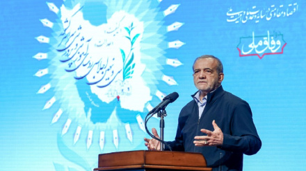 صدرِ مملکت نے علم و دانش کے میدان میں ایرانی نوجوانوں کی پیش رفت پر زور دیا ہے۔