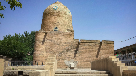 ئێران؛ چیرۆکی بەرخۆدان و سەربەرزی