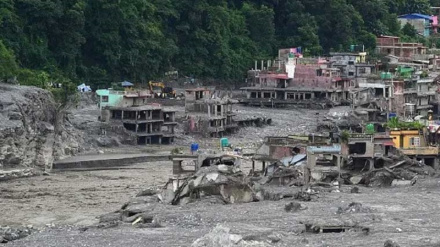 نیپال: خوفناک سیلاب سے ہلاک شدگان کی تعداد 900 سے تجاوز کرگئی، لاپتہ افراد کی تعداد 4 ہزار سے متجاوز