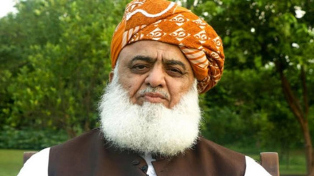 صوبے بنانا بُری بات نہیں لیکن کیا ملک اس کا متحمل ہوسکتا ہے؟ مولانا فضل الرحمان
