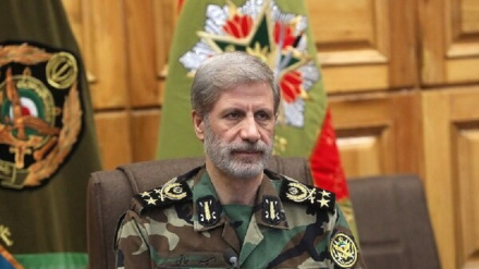 فەرماندەی گشتیی ئەرتەشی ئێران: هیچ سنوورێکمان نییە بۆ بەرگریکردن لە خۆمان لە بەرامبەر هەر دەستدرێژییەکدا