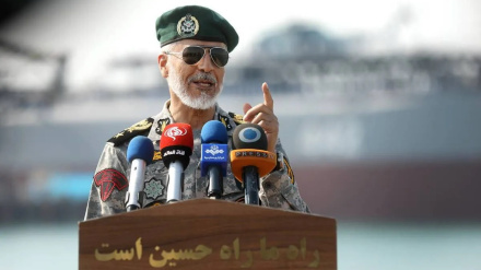 دەریاڤان حەبیبوڵڵا سەیاری: ئێران لەهەمبەر دوژمنی تەیارکراو بە هەموو تەکنۆلۆژیاکان، ڕاوەستا