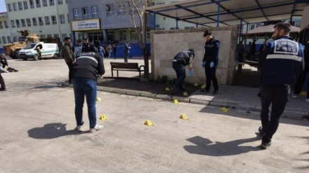 Li Tirkîyê kesekî êrişî dibistanekê kir; 10 xwendekar hatin birîndarkirin