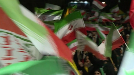 حضور پر شور مردم ایران در تجمعات شبانه پس از ۲۰۰ شب