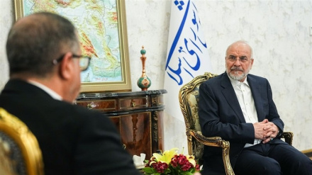 قالیباف: ئێران و خۆڕاگریی لەڕێبازێکی جەوهەریی دان دژی ئیستکبار