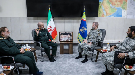 فەرماندەرانی ئەرتەش و سپا: توانای بەرگریی ئێران لە مەیداندا بۆ دوژمن سەلمێندراوە