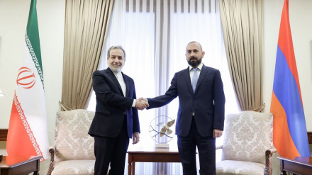 İran və Ermənistanın XİN başçıları Tehranda görüşüblər